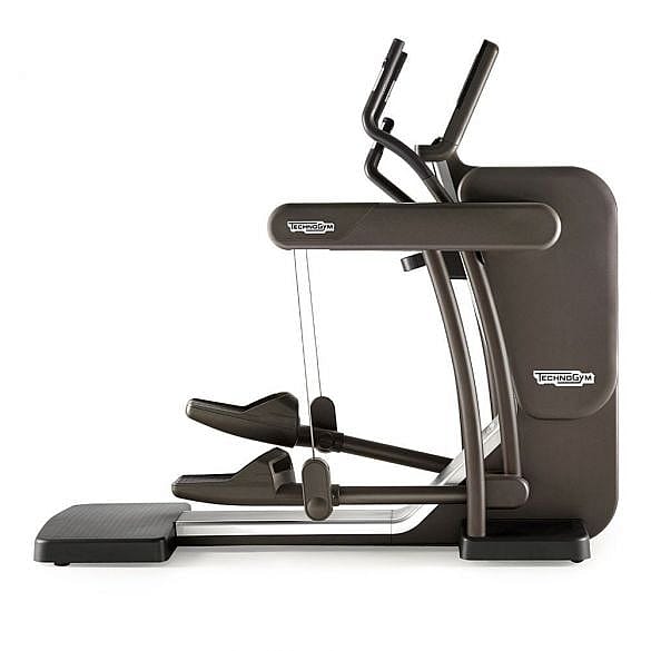 107885-Technogym-crosstrainer-Artis-Vario-Unity-3.0-bruin-gebruikt-afbeelding-1