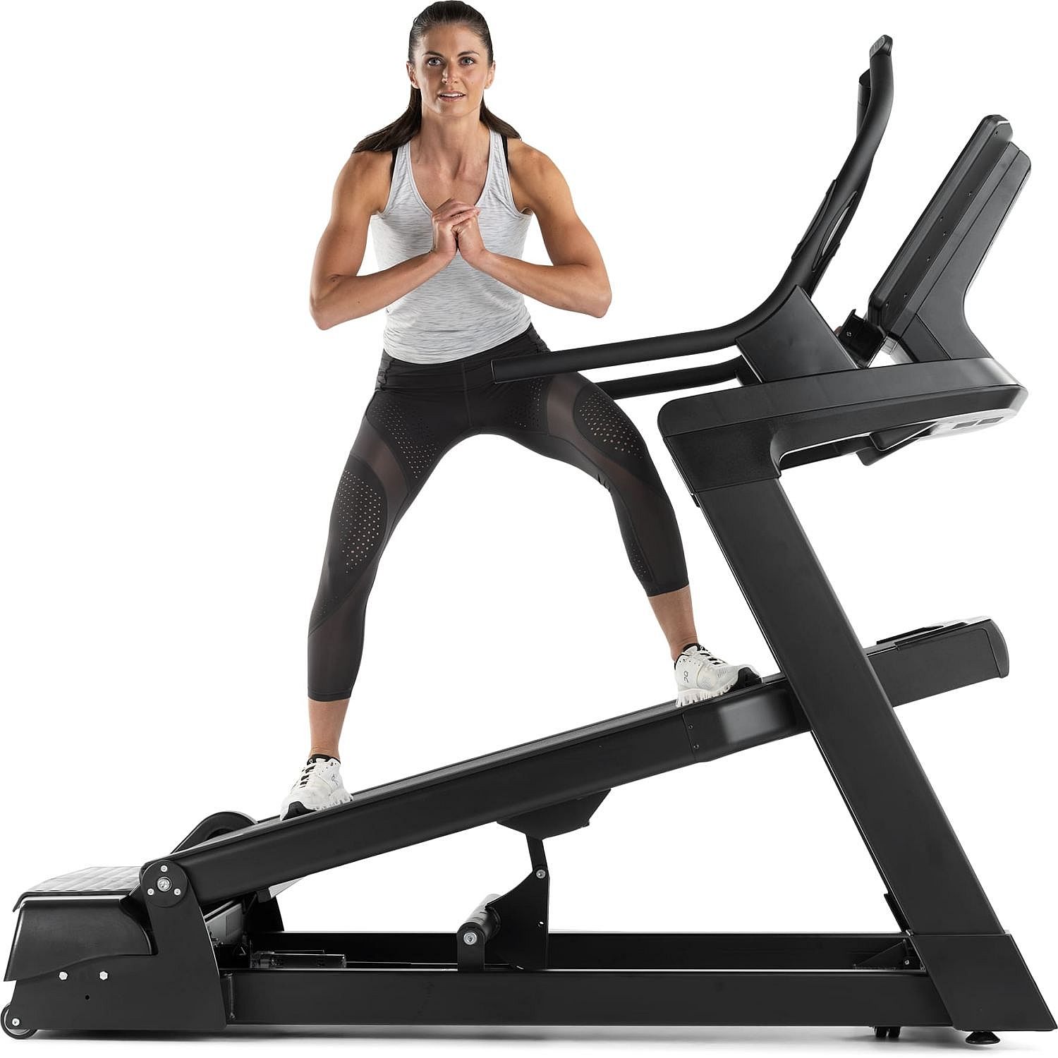 114006-Freemotion-i10.9b-Incline-trainer-loopband-afbeelding-2