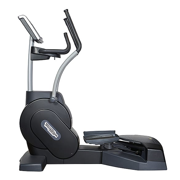107862-Technogym-lateral-trainer-Crossover-Excite-700-Unity-zwart-gebruikt-afbeelding-2