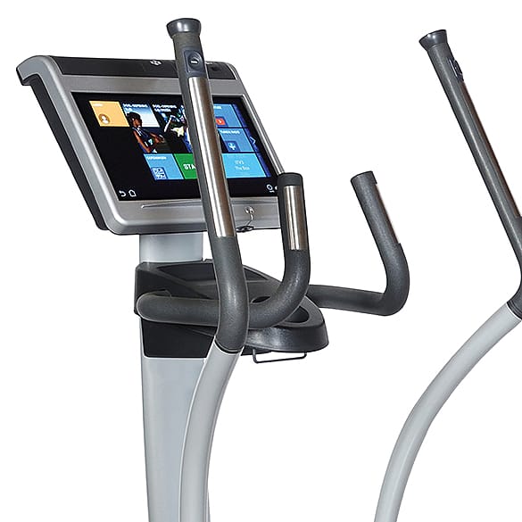 107862-Technogym-lateral-trainer-Crossover-Excite-700-Unity-zwart-gebruikt-afbeelding-4