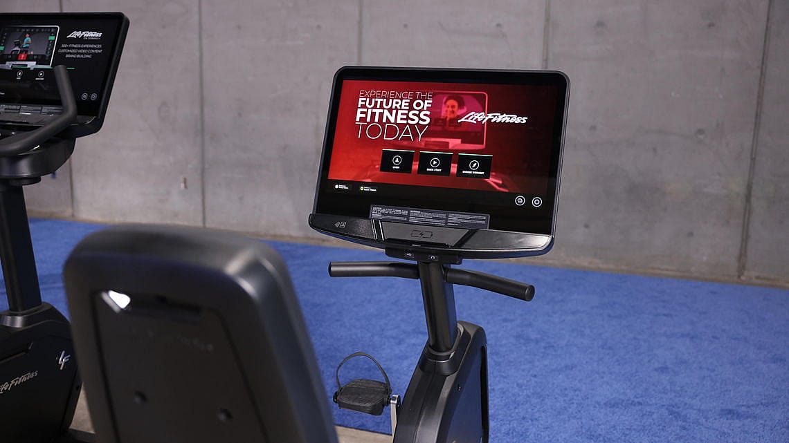 95435-Life-Fitness-ligfiets-Integrity-Lifecycle-SE4-16-inch-console-zwart-afbeelding-3