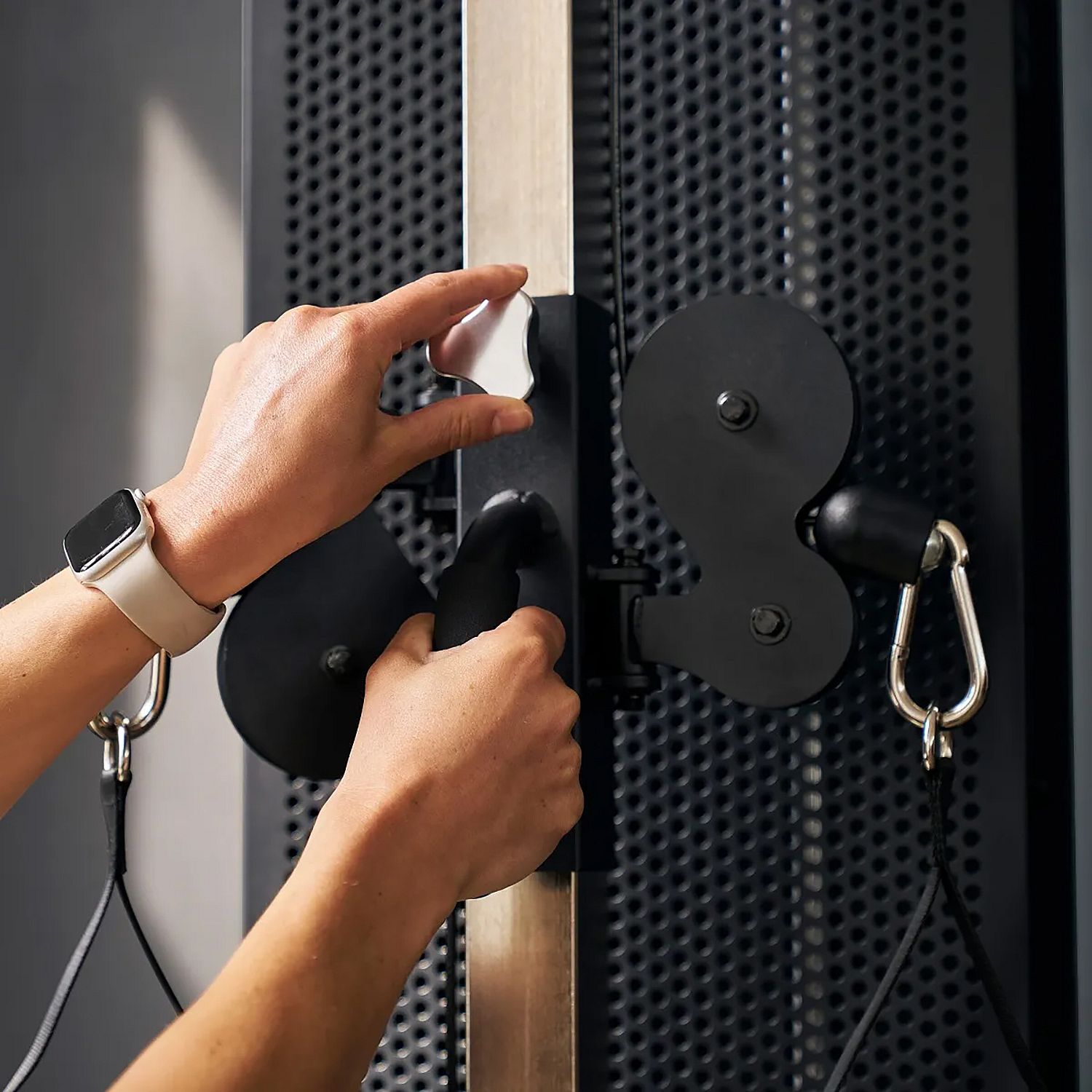 144488-Hammer-Cable-Tower-4.0-zwart-afbeelding-4