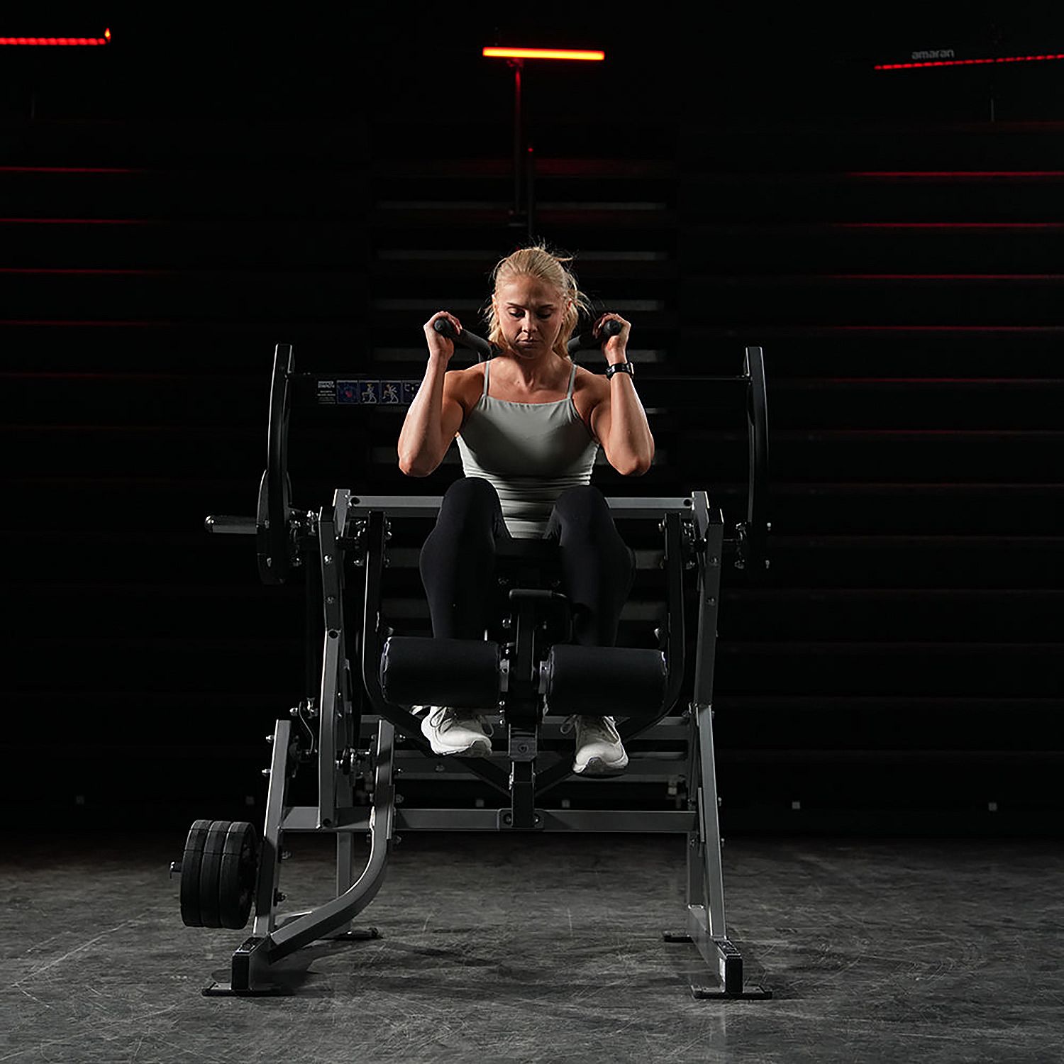 145889-Hammer-Strength-Plate-Loaded-Abdominal-Oblique-Crunch-afbeelding-2