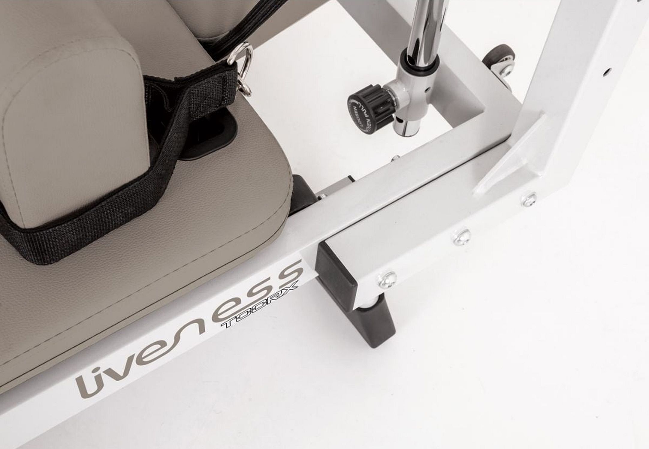 145833-Liveness-Pilates-Tower-met-mat-voor-PTX-300MS-Sand-afbeelding-3