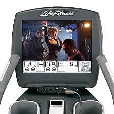 36374-Life-Fitness-hometrainer-95C-Engage-gebruikt-afbeelding-2