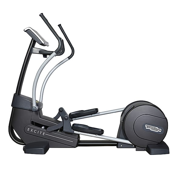 107878-Technogym-crosstrainer-Synchro-Excite-700i-zwart-gebruikt-afbeelding-3