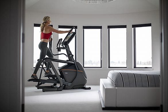 123680-Matrix-Crosstrainer-ascent-trainer-A50-XIR-gebruikt-afbeelding-4