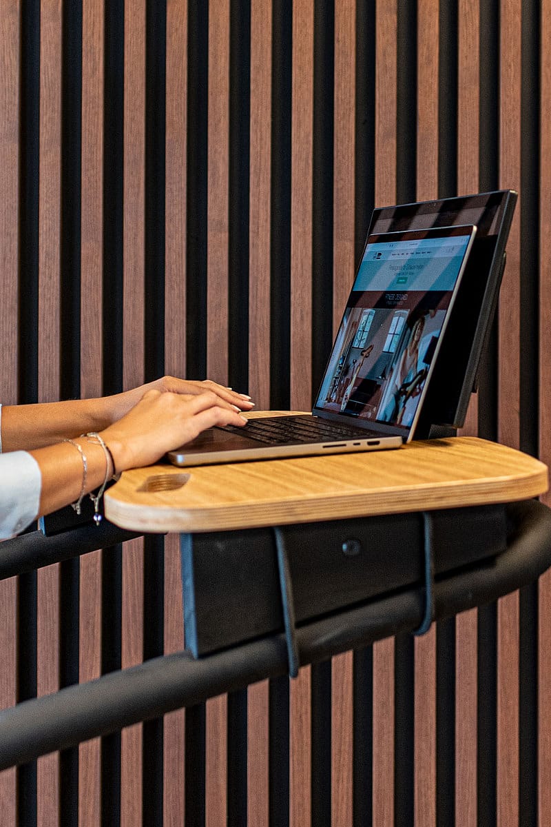 82988-NOHrD-Sprintbok-V2-laptop-steun-zwart-afbeelding-5