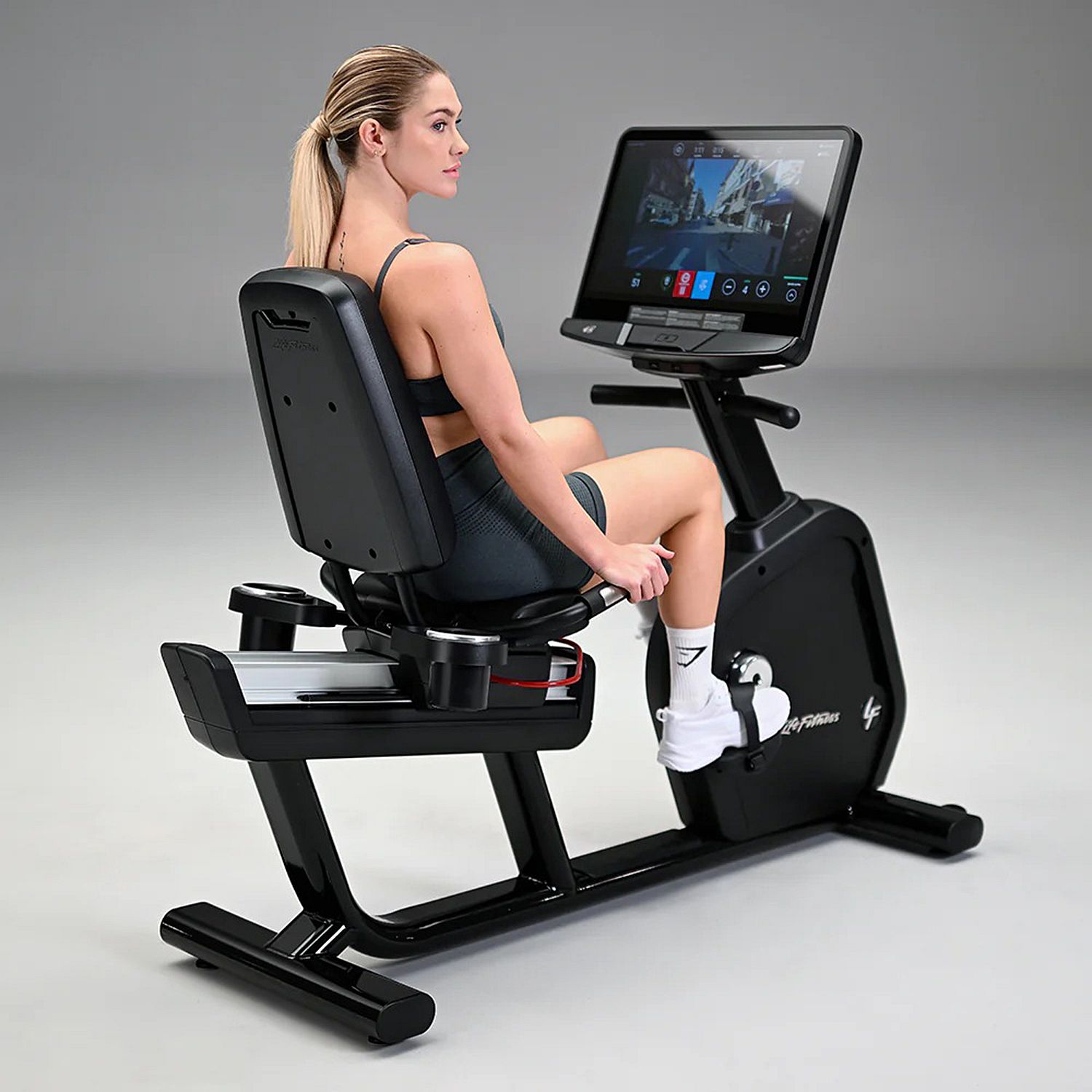 116682-Life-Fitness-ligfiets-Recumbent-LifeCycle-Club-Series-SE4-24-inch-afbeelding-4