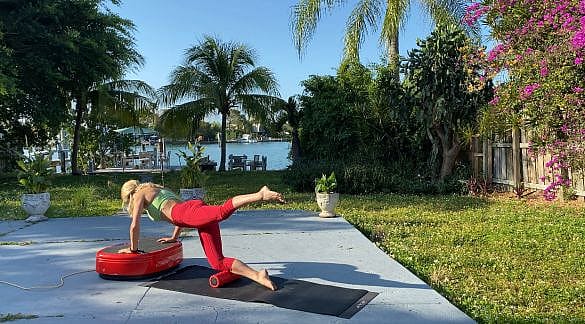 104741-Power-plate-move-trilplaat-rood-afbeelding-4