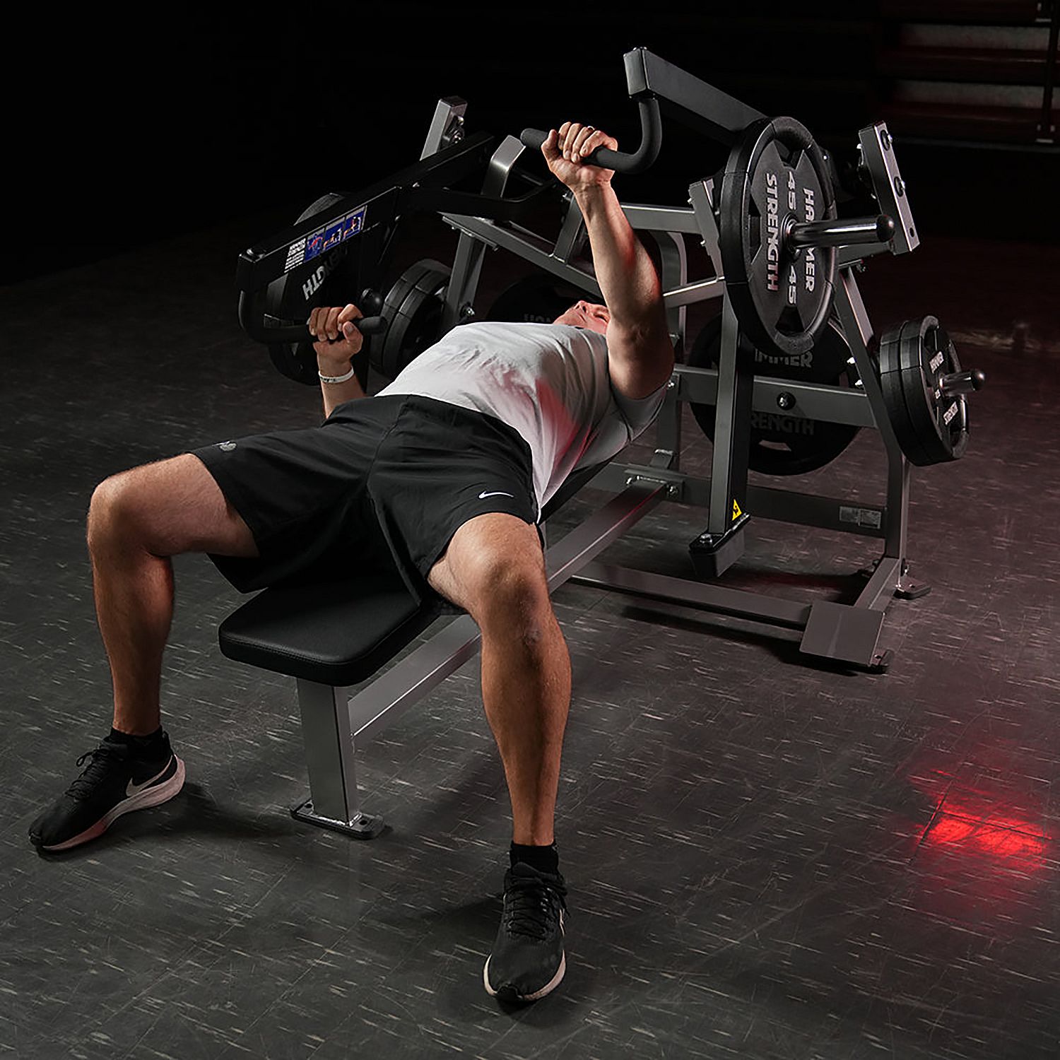 145878-Hammer-Strength-Plate-Loaded-Iso-Lateral-Horizontal-Bench-Press-afbeelding-3