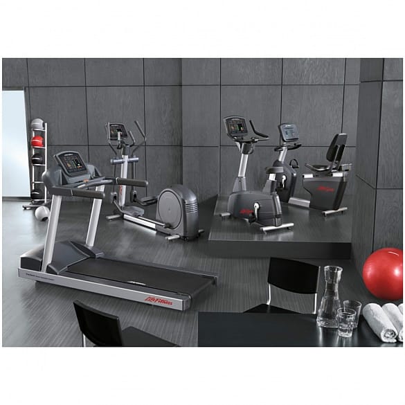 122120-Life-Fitness-professionele-hometrainer-Activate-Series-Upright-bike-gebruikt-afbeelding-3
