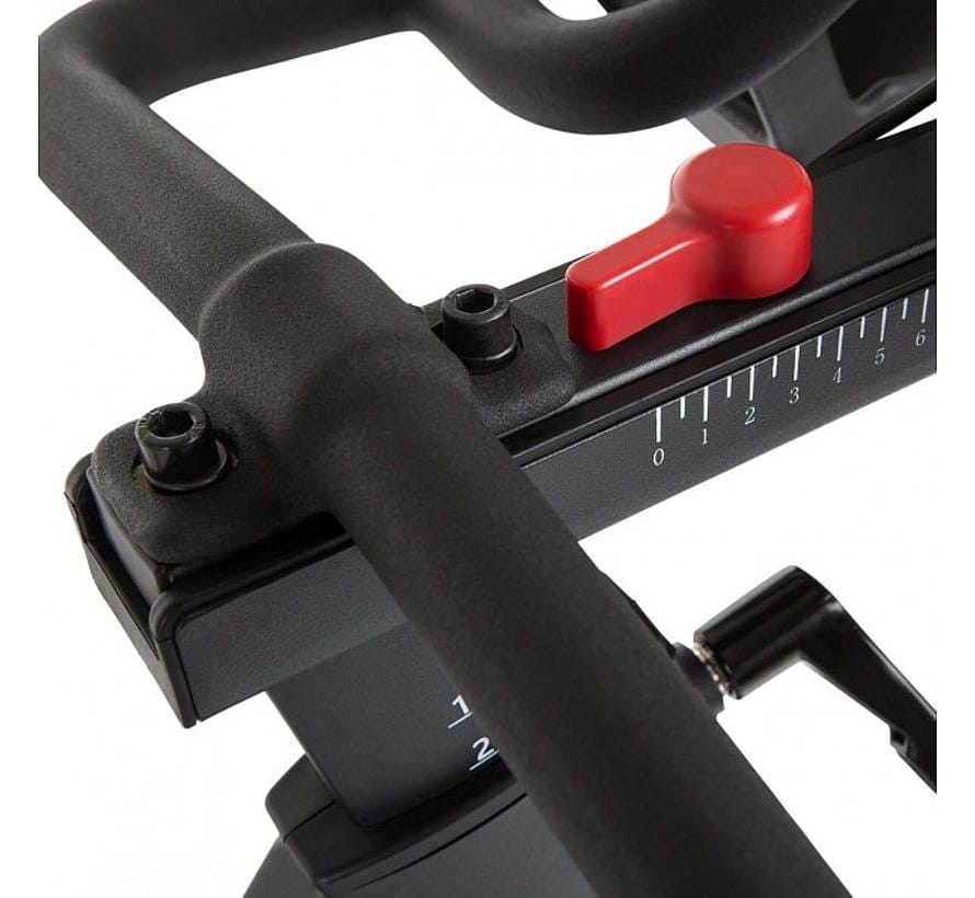 102595-Finnlo-Speedbike-Pro-spinningbike-afbeelding-6