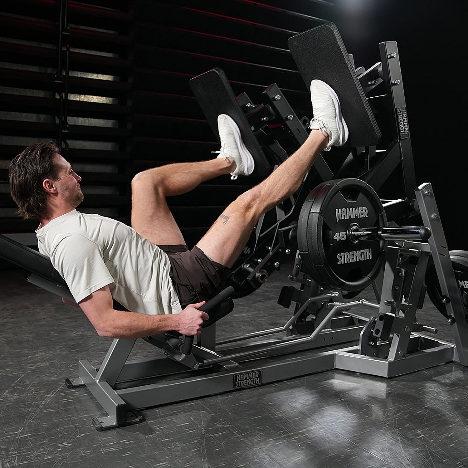 145903-Hammer-Strength-Plate-Loaded-Super-Squat-Press-afbeelding-2